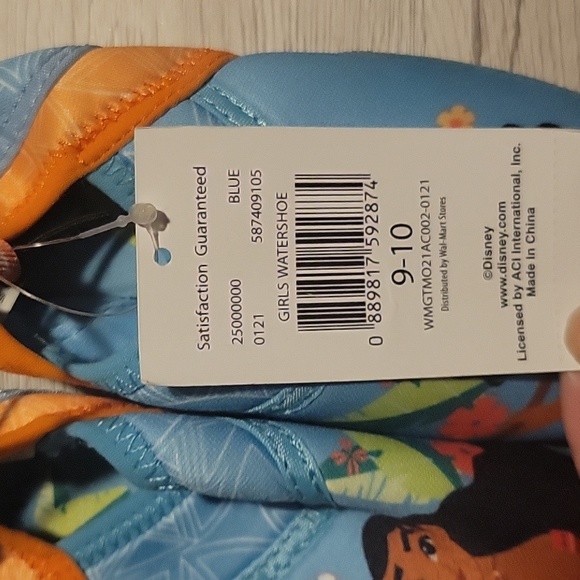 Moana shoes - Picture 2 of 2